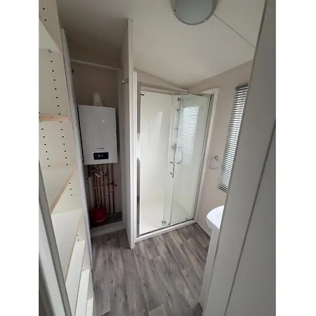 Mobile With Garden And Terrace 4 2