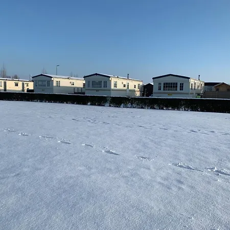 Alpehytte Mobile With Garden And Terrace 4 2 Blankenberge