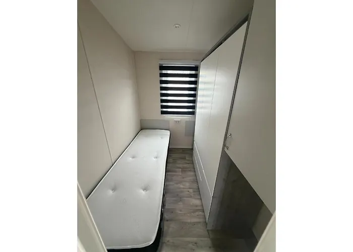 Chalet Mobile With Garden And Terrace 4 2 Blankenberge