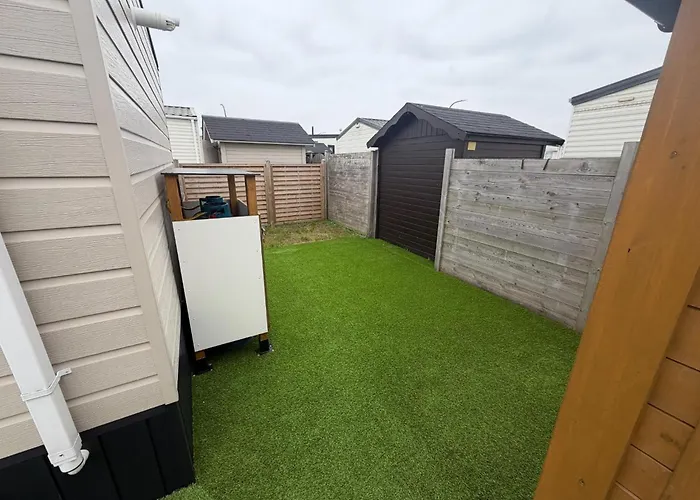 Mobile With Garden And Terrace 4 2 Chalet Blankenberge